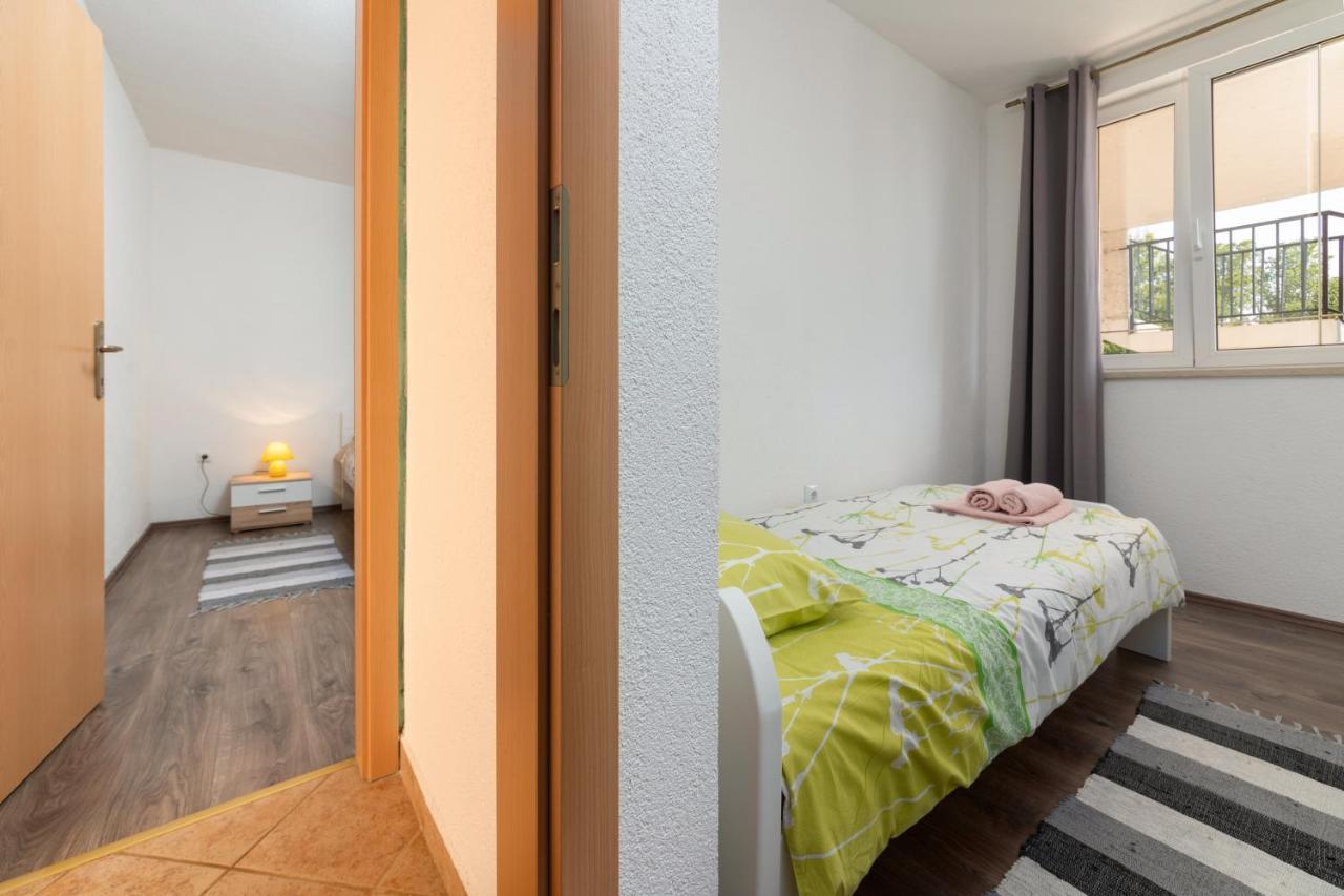 Apartments Oliva ポレッチ エクステリア 写真