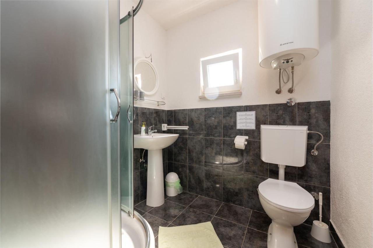 Apartments Oliva ポレッチ エクステリア 写真
