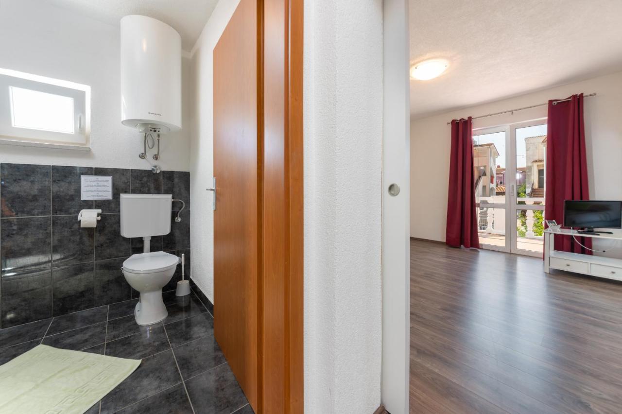 Apartments Oliva ポレッチ エクステリア 写真